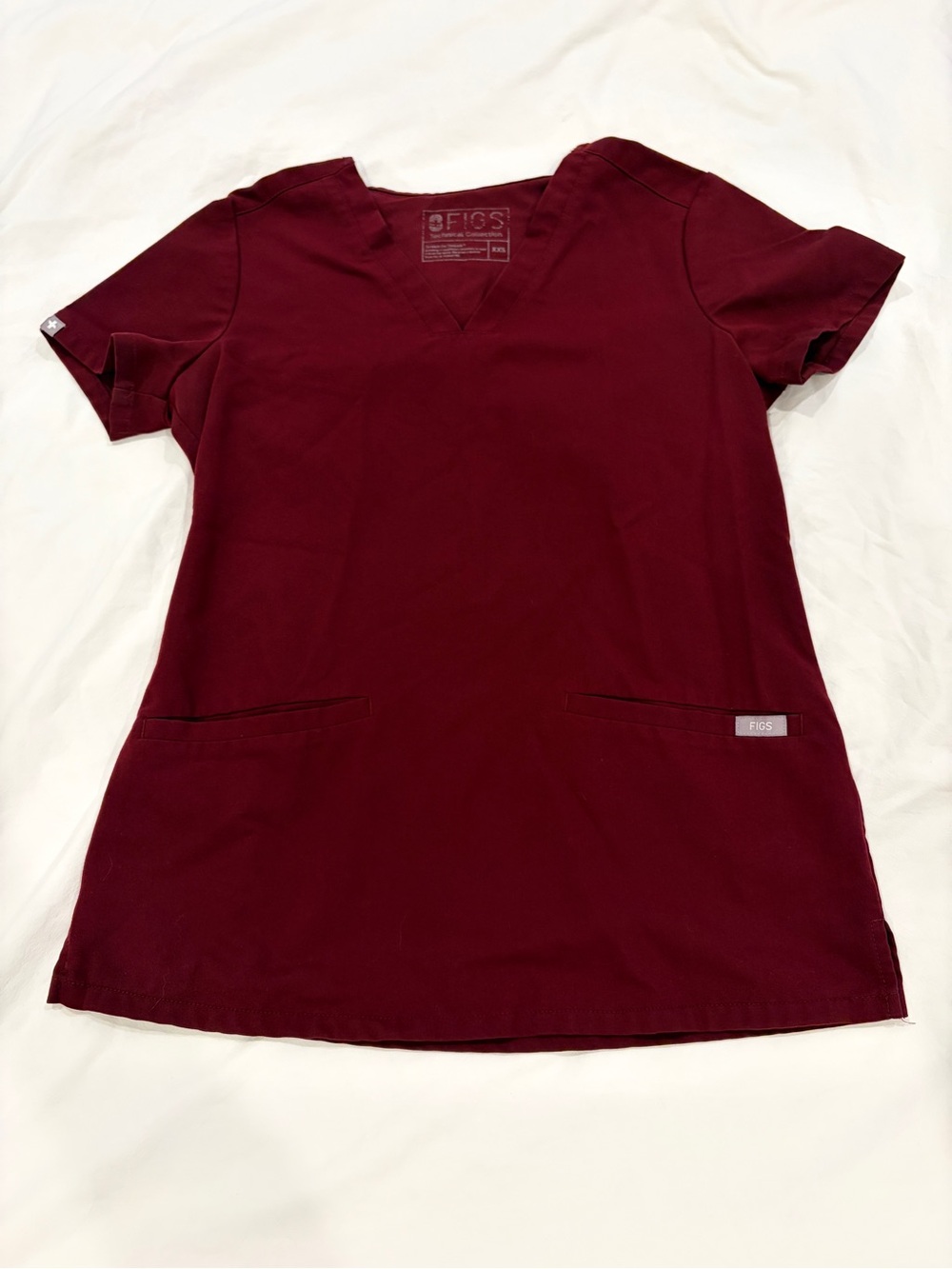 FIGS Casma burgundy Women's Scrub Top - XXS